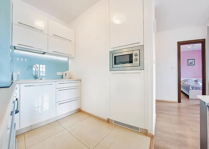 Bulwar Portowy, Sun & Snow Устка