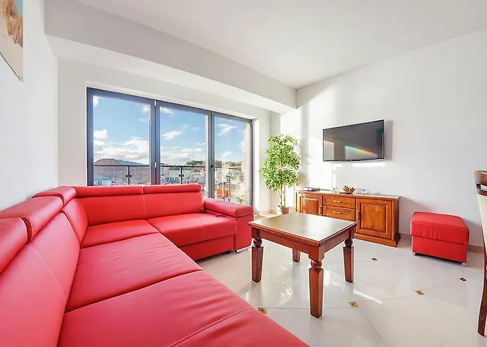 Bulwar Portowy, Sun & Snow